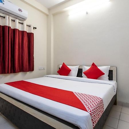 Oyo 18571 Ashoka Resort Indore Exterior foto