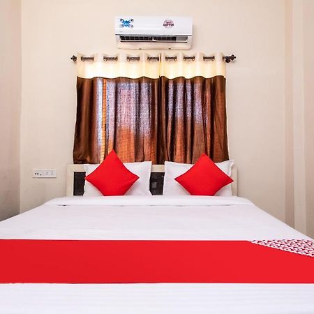 Oyo 18571 Ashoka Resort Indore Exterior foto